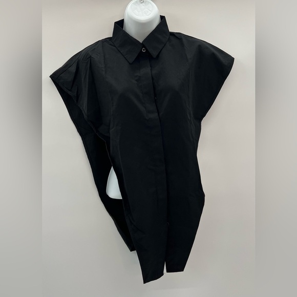 NWOT Sleeveless Open Side Button-Down Top – Black No Size Tag - Picture 2 of 8